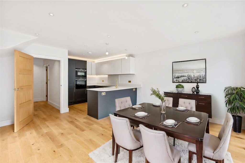 Howard Terrace, Brighton