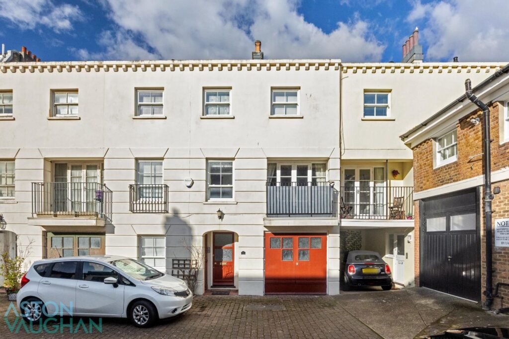 Eastern Terrace Mews, Brighton