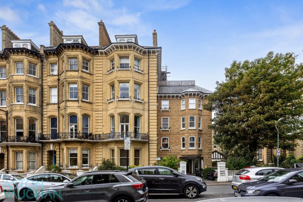 First Avenue, Hove